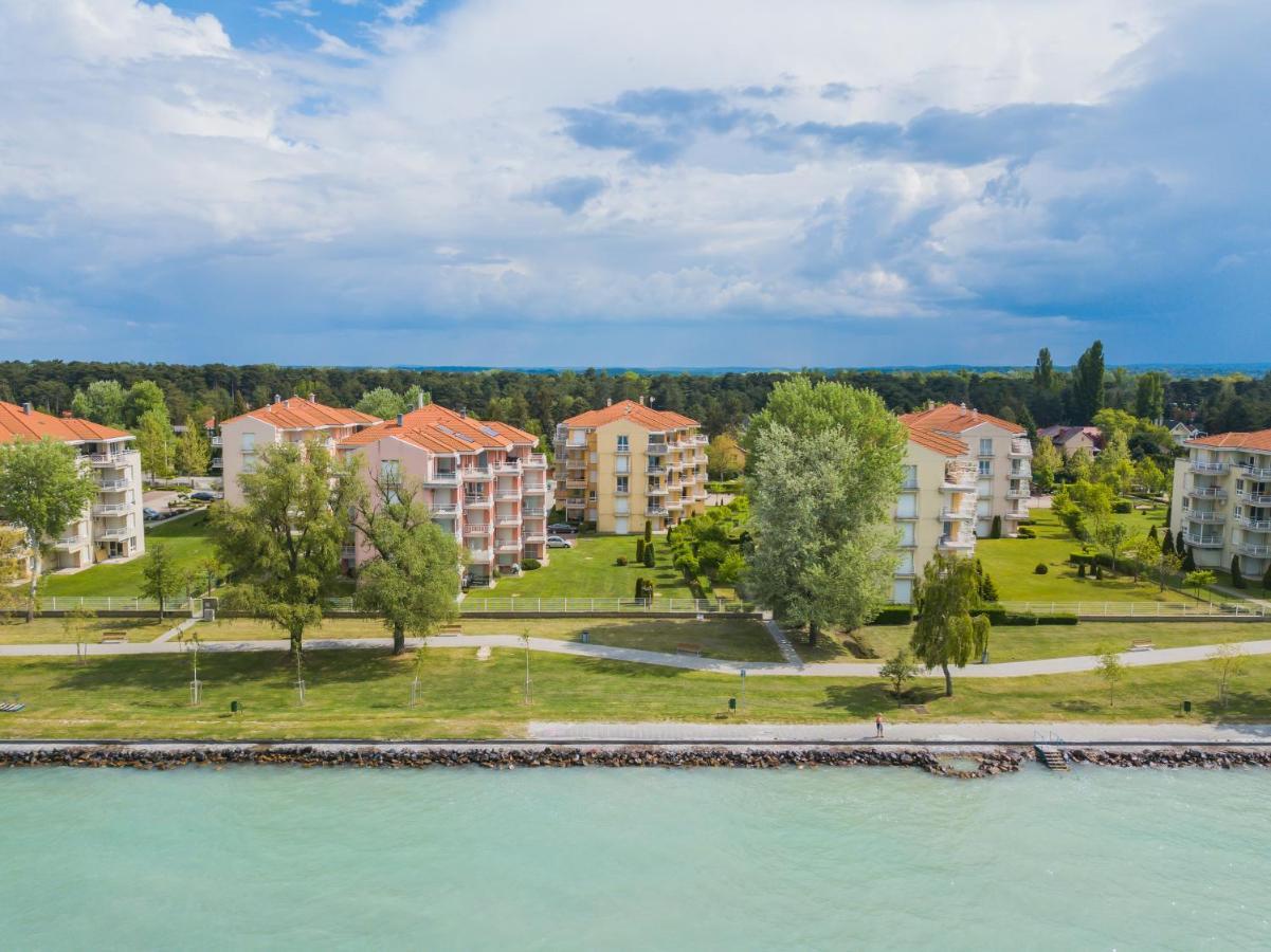 Myflat Golden Coast Panorama Apartment Siófok Extérieur photo