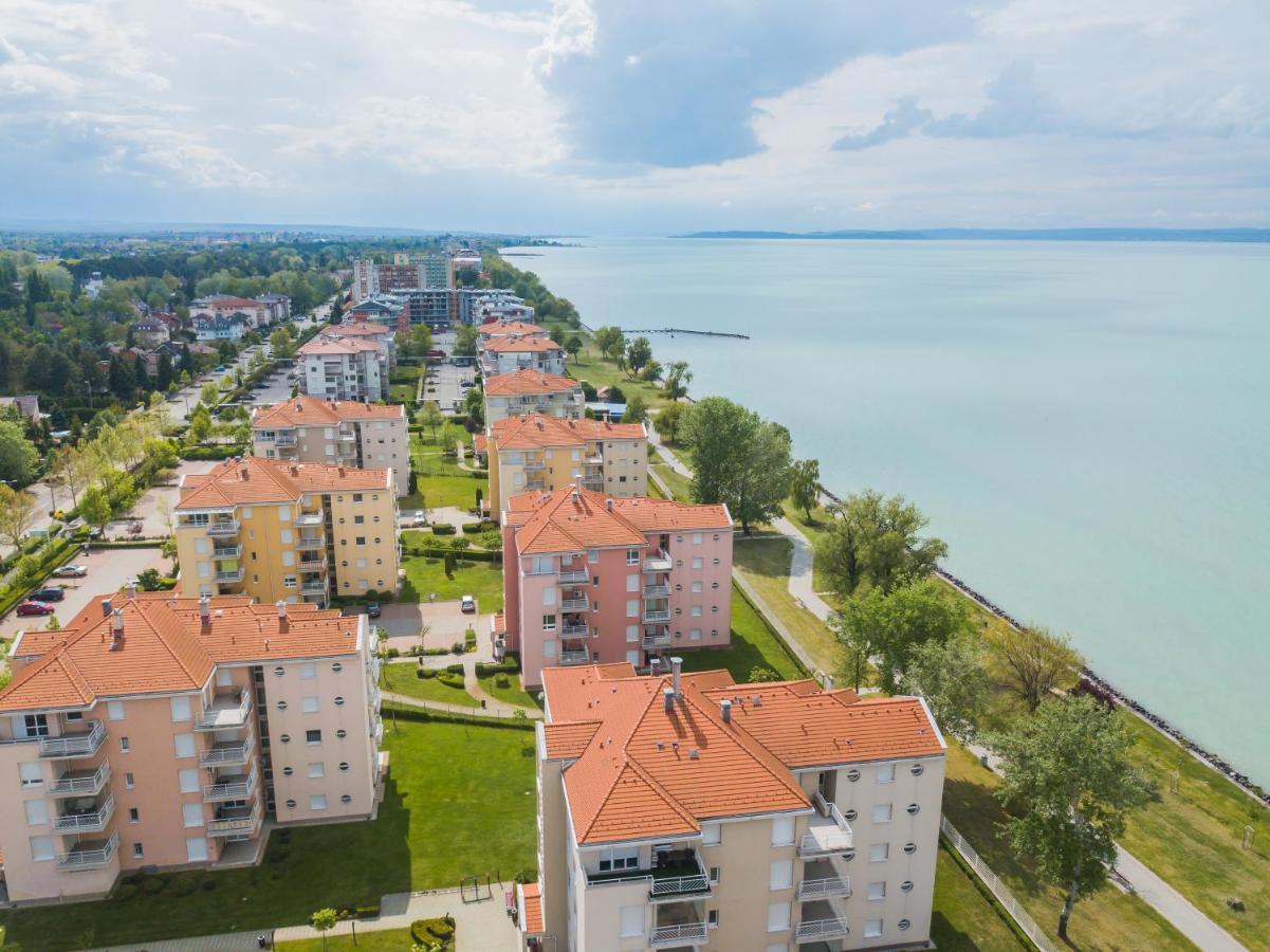 Myflat Golden Coast Panorama Apartment Siófok Extérieur photo