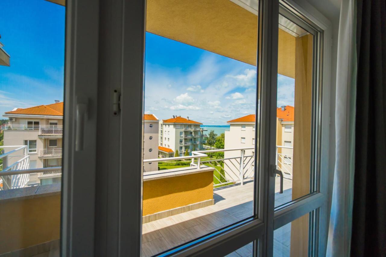 Myflat Golden Coast Panorama Apartment Siófok Extérieur photo